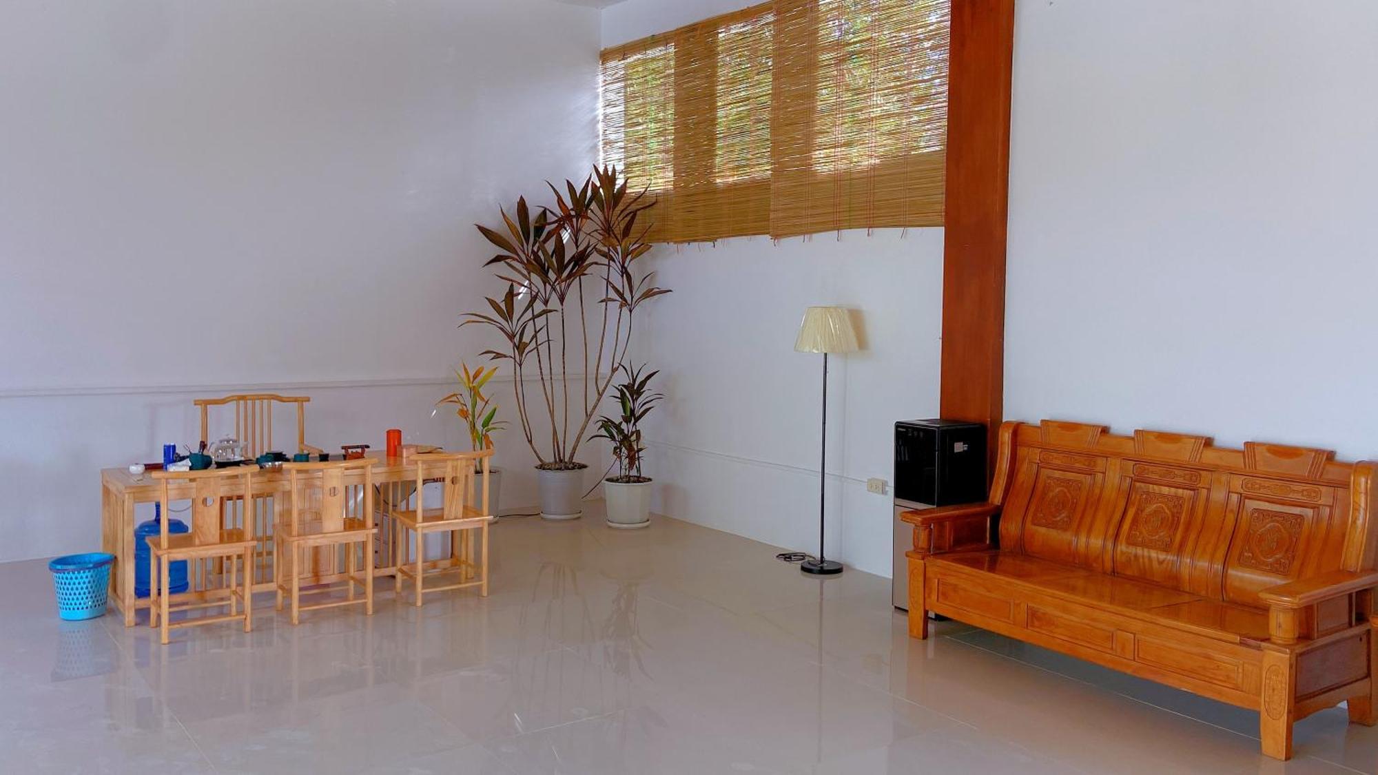 Green Mango Resort Danao  Eksteriør billede